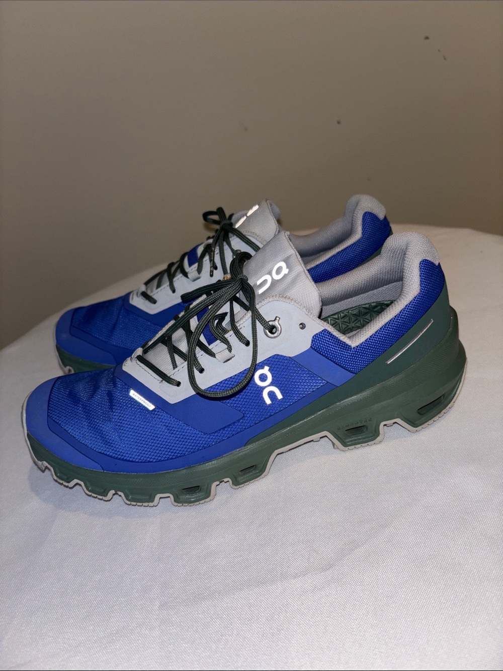 On Cloudventure Waterproof Women's Sneakers in Blue and Green